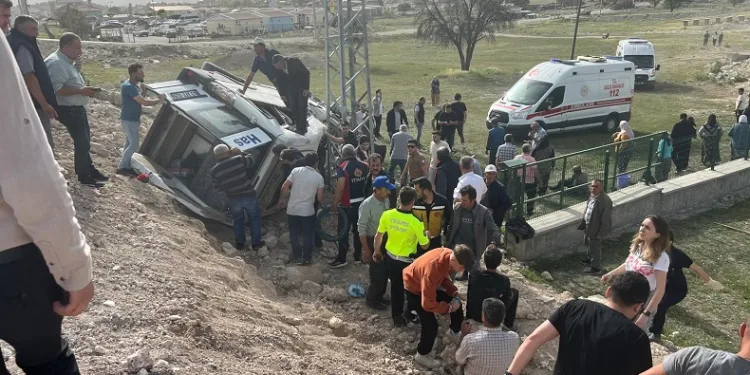 Kazada ağır yaralanan kadın hayatını kaybetti