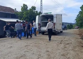 32 yaşındaki kadın tüfekle kendini vurdu