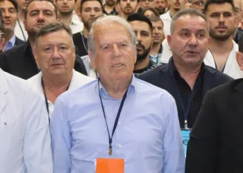 Mustafa Denizli: “Altay için şirketleşme şart”