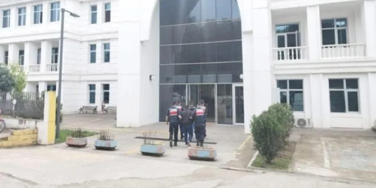 Giresun’da dolandırıcılar yakalandı