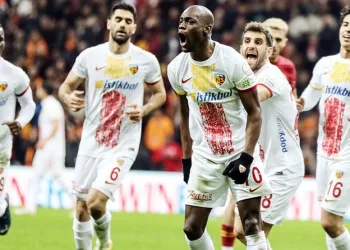 Kayserispor’da 38 maçta 33 futbolcu oynadı