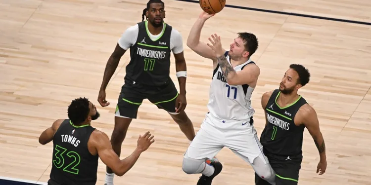 NBA’de finalin adı Dallas Mavericks – Boston Celtics