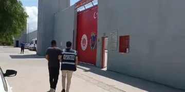 Hatay’da kesinleşmiş hapis cezasıyla aranan şahıs yakalandı