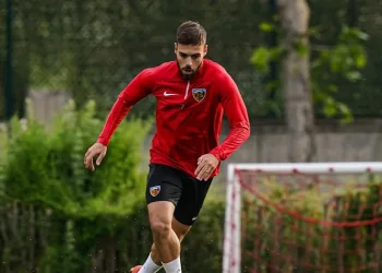 Kayserispor, Cardoso ile sözleşme yeniledi