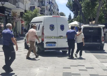 Kavgada silahtan çıkan mermi Askerlik Şubesi’nin duvarına saplandı