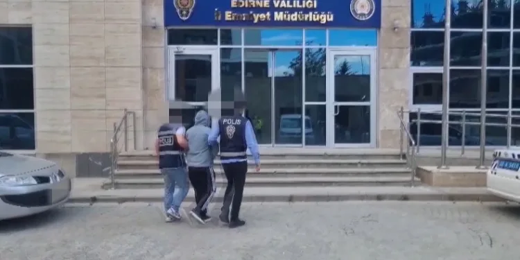 FETÖ hükümlüsü ve suç makineleri aynı odada yakalandı