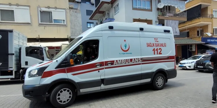 Kaza yapan motosiklet sürücüsü hastanelik oldu