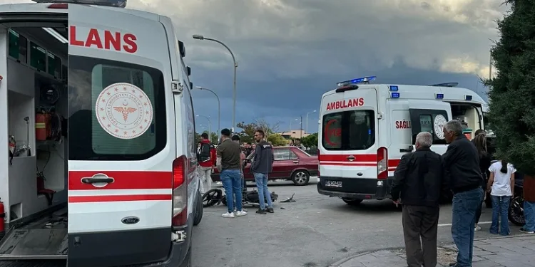 Konya’da motosiklet ile otomobil çarpıştı: 2 yaralı