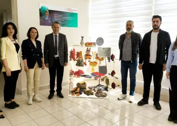 Kırklareli’nde atık malzemeler sanata dönüşüyor