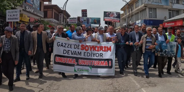Erciş’te İsrail’in katliamları protesto edildi