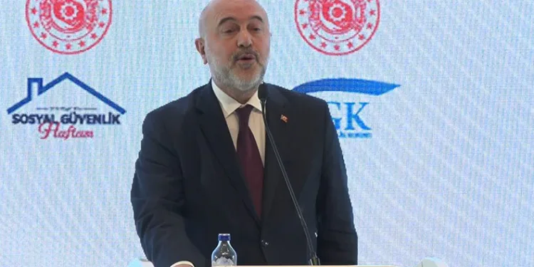 “SGK dijital dönüşümle birlikte hizmet kalitesini artırdı”