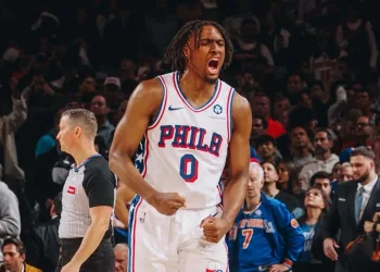 NBA'de Tyrese Maxey 46 sayı attı, Philadelphia seriye tutundu