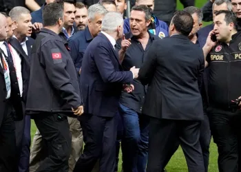 Galatasaray – Fenerbahçe maçının ardından ortalık karıştı