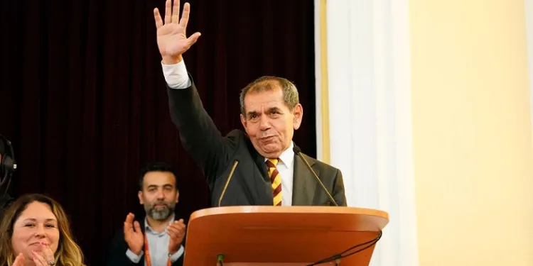Dursun Özbek büyük farkla kazandı!