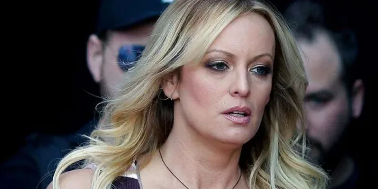 Stormy Daniels: “Hayatım kaosa dönüştü”