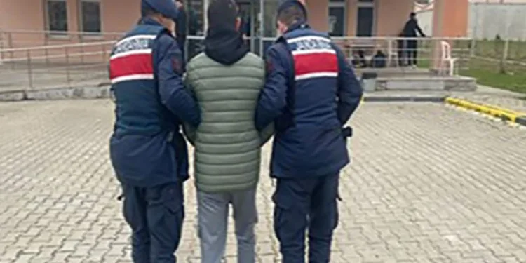 Haklarında yakalama kararı ve hapis cezası olan 708 şüpheli yakalandı