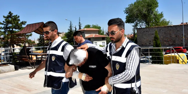 Hırsız 7’nci girişiminde yakalandı