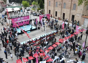Yıldırım 600 yıllık tarihi Erguvan Bayramı’na hazır