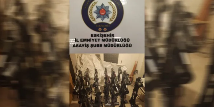 500 bin TL değerinde ev eşyası çalan 4 şüpheliden 2’si tutuklandı