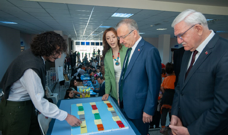 “İlk Okuma ve Yazma Materyal Sergisi”