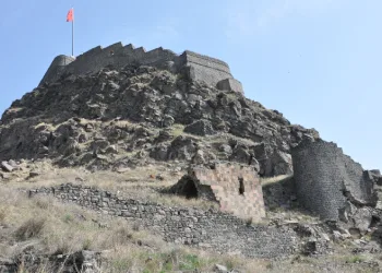 ‘Gürcü Kilisesi’ talan edildi