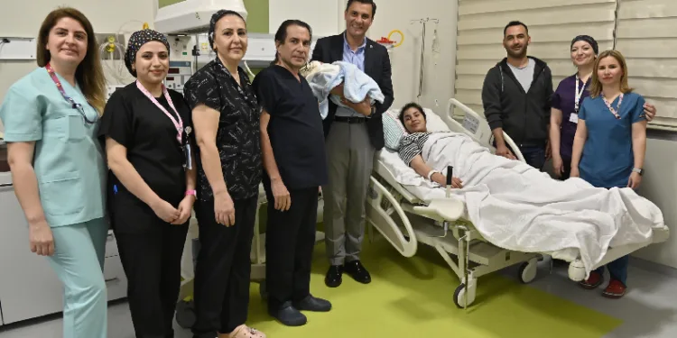 Başkan Zeyrek, mutluluğa ortak oldu