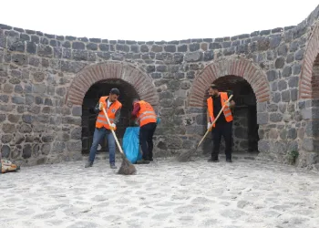 Diyarbakır’da tarihi mekanlar temizlendi