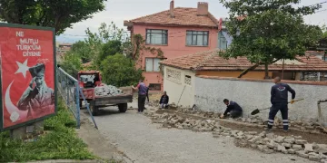 Balıkesir Sındırgı’da bahar temizliği