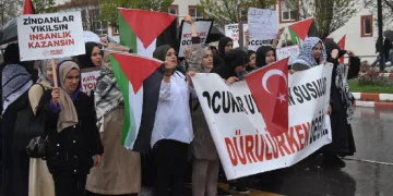 Öğrencilerden, Filistin için oturma eylemi