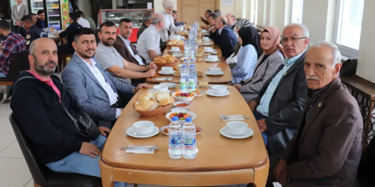 İsmail Tosun’a veda yemeği