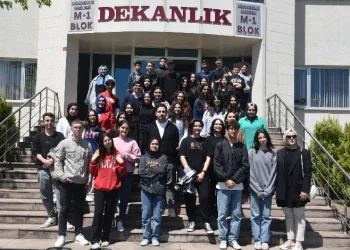 YKS öncesi Düzce Üniversitesi’ni gezdiler