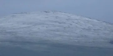 Ardahan’da Mayıs’ta kar sürprizi