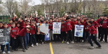 Öğrencilere su tasarrufunu anlattılar