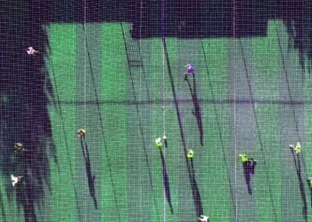 Sınav stresini futbolla atıyorlar