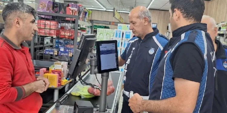 Adıyaman’da marketlerde denetim yapıldı