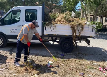 Ayvalık’ta genel temizlik yapılıyor