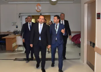 Müdür Şenkul, sağlık hizmetlerini yerinde inceledi