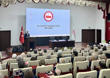 Rektör Çomaklı, ÜAK toplantısına katıldı