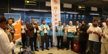 Hacı adayları kutsal topraklara uğurlandı