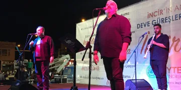 Aydın'da yaza merhaba gösterisi