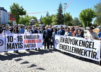 Engellilere farkındalık yürüyüşü