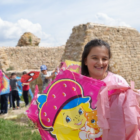 Tarihi surlar uçurtmalarla renklendi