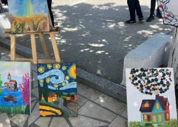 Atık malzemeler sanat eserine dönüştü