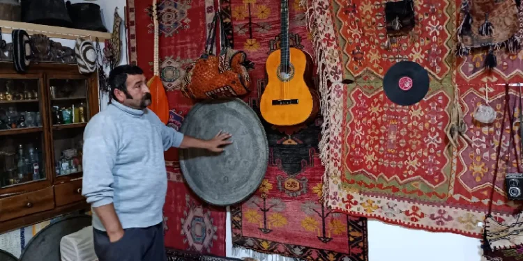 Merakı evini müzeye dönüştürdü