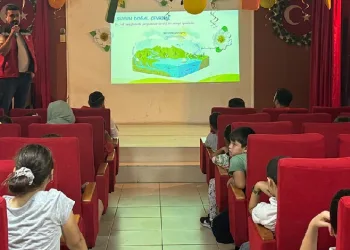 Çineli öğrenciler 'su gönüllüsü' oldu