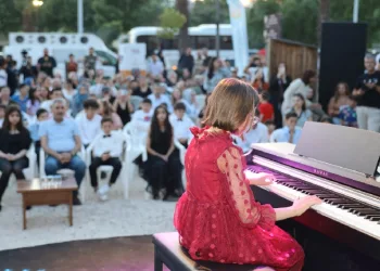 Kızılkoyun Nekropolü’nde piyano resitali
