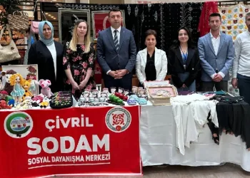 Kursiyerlerin el emeği eserleri görücüye çıktı