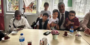 Özel bireyler ile kahvaltıda buluştular