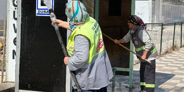 Bozüyük’te temizlik çalışmaları