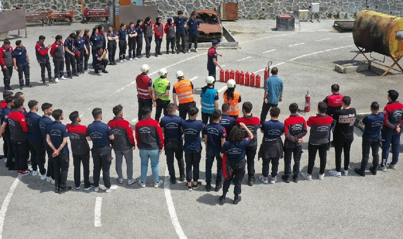 Ordu İtfaiyesi, geleceğin itfaiyecilerini yetiştiriyor
